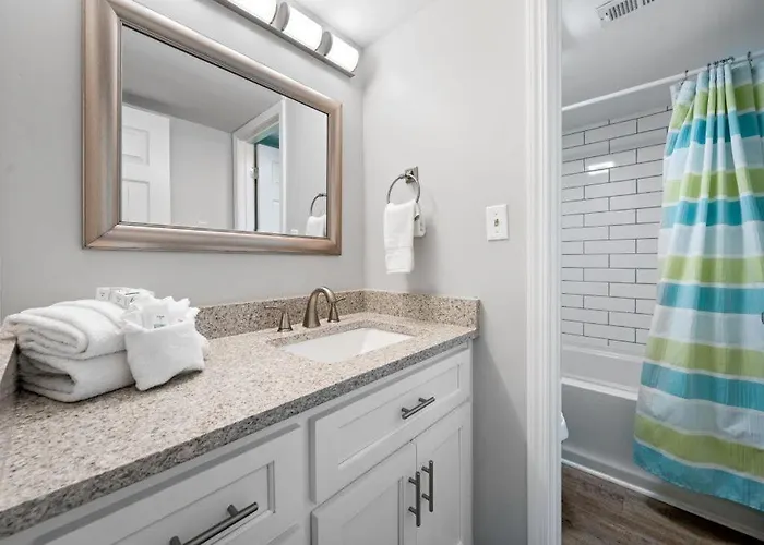 Compass Point 308 By Youngs Suncoast Apartment *